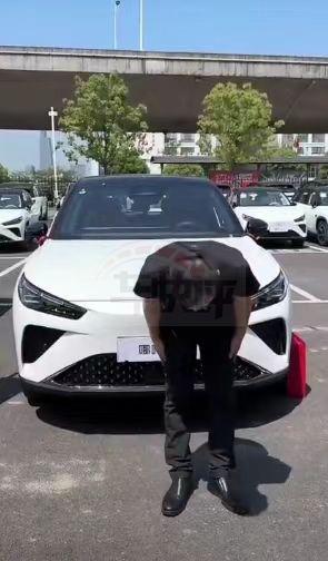 銷量剛有起色,哪吒S又發生自燃,哪吒汽車咋“鬧海”?
