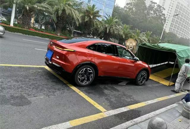 蔚來第二品牌實車現身,號稱親民版EC6,樂道靠什么挑戰Model Y?