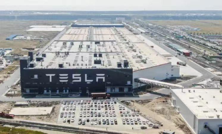 特斯拉明年要有爆款?新入門車電池縮小約25%,堅決不增加續航!
