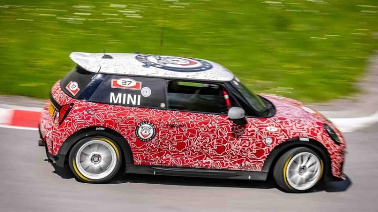 有望2025年上市 全新MINI JCW原型車(chē)將于6月1日亮相