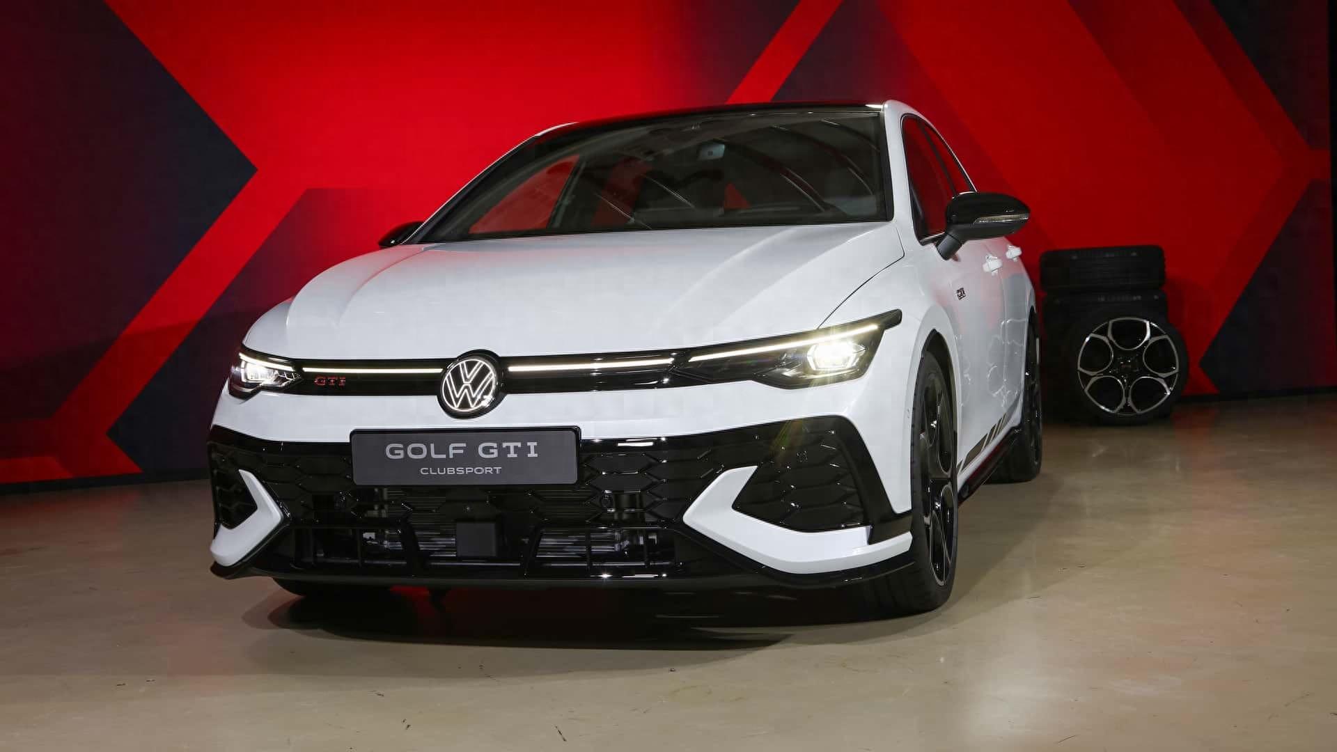 最強(qiáng)前驅(qū)大眾迎來更新,中期改款大眾高爾夫GTI Clubsport正式首發(fā)