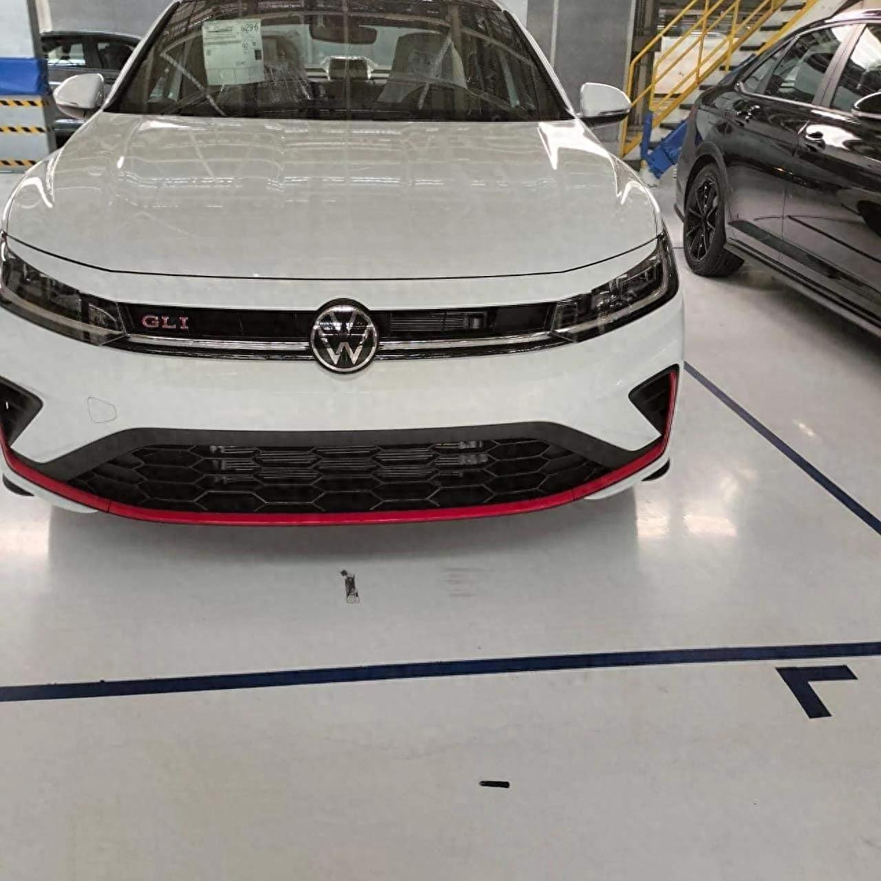 鮮明的一汽大眾家族風(fēng)格,疑似全新速騰GLI實(shí)車圖曝光