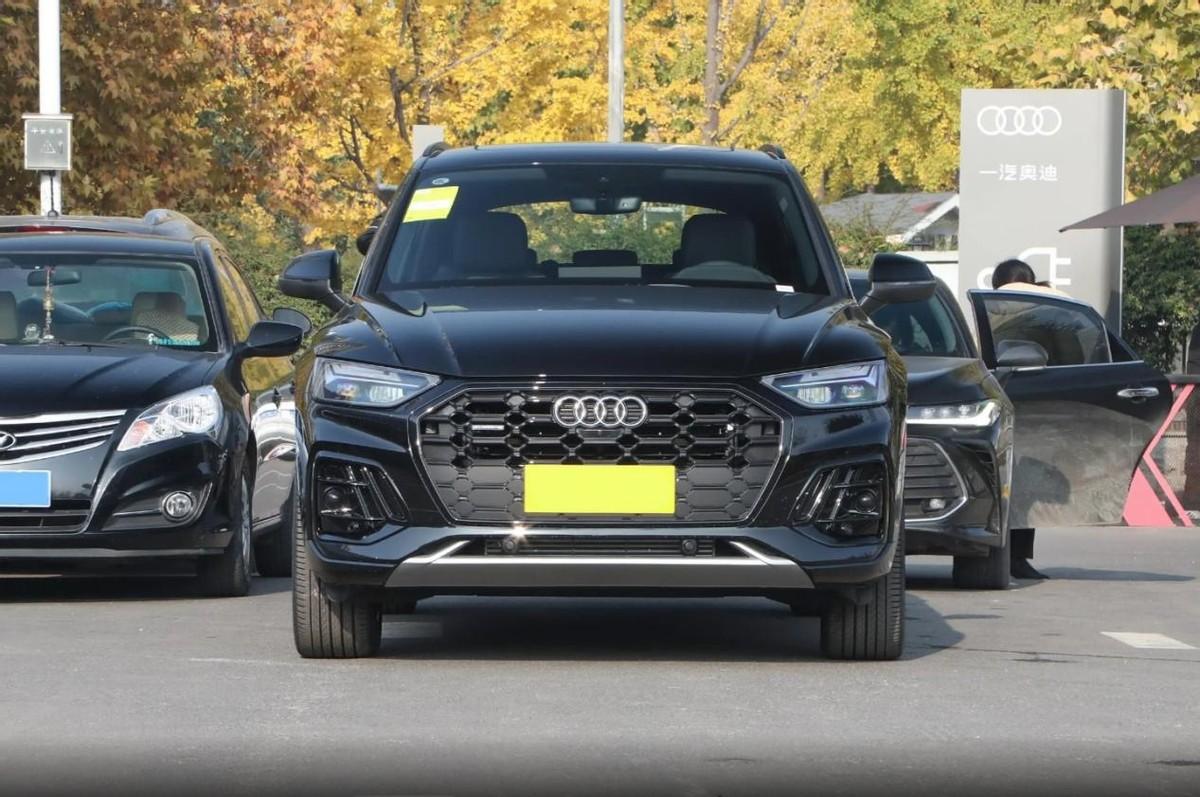 預算30萬左右買SUV,凱迪拉克XT6對比奧迪Q5L,究竟該如何選?