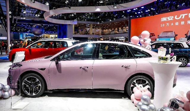 10萬級新車怎么買？鉑智3X與埃安RT引領打工人購車新趨勢-有駕