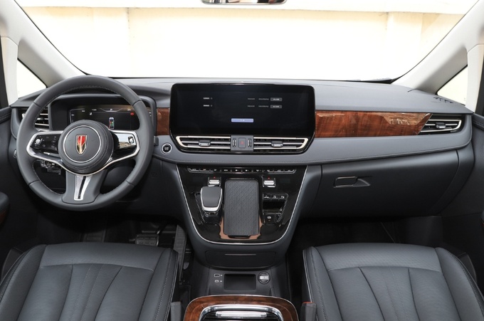 新貴階層首選MPV,為什么是紅旗HQ9 PHEV?