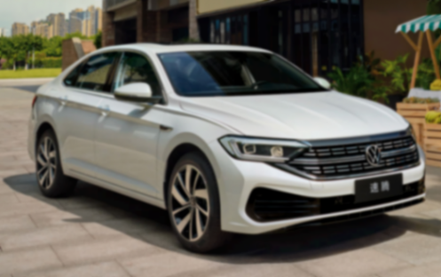 德系A(chǔ)級(jí)家轎繞不開(kāi)的選擇,大眾速騰VS朗逸新銳