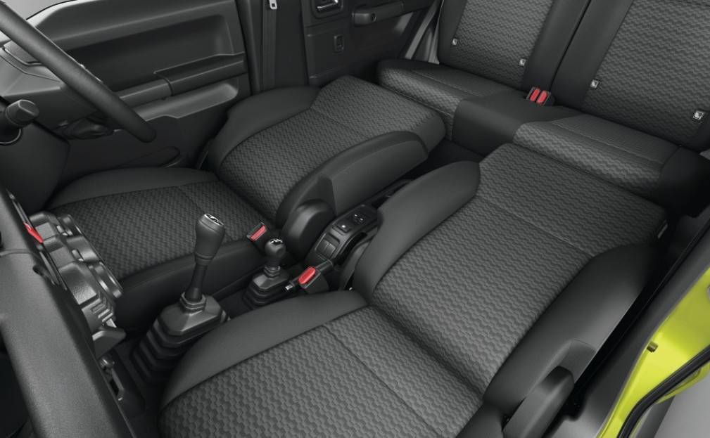 鈴木吉姆尼Nomad售價曝光,約合人民幣12萬元,搭載1.5L發動機