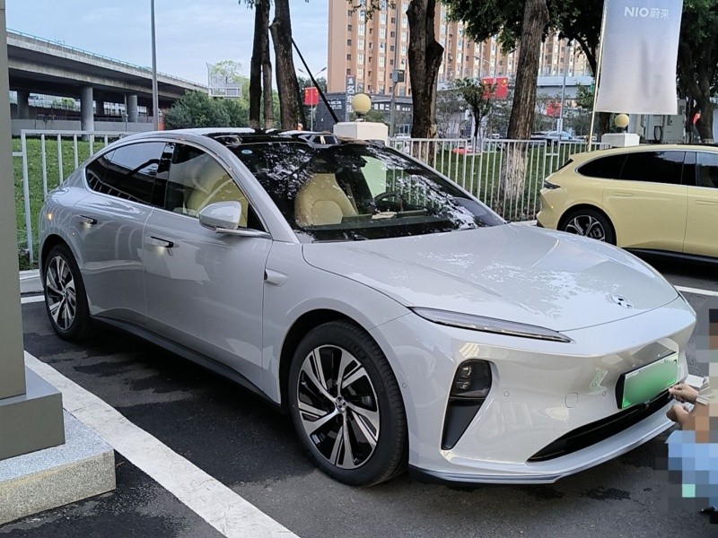 豪華電動車界的新“卷王”:極氪001、蔚來ET5、阿維塔12對比評測