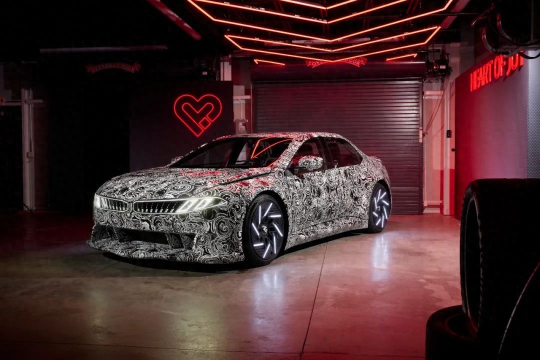 重磅!寶馬VDX高性能測試車全球首發(fā),輸出18000牛米的猛獸