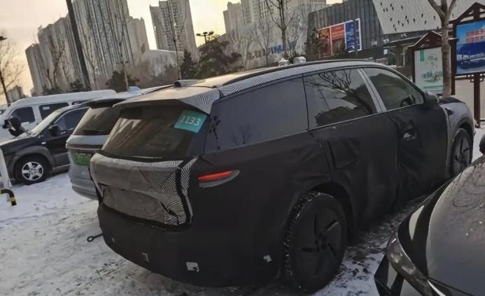 再不拼就遲了!蔚來二季度推多款新車,車機(jī)、智駕全面升級