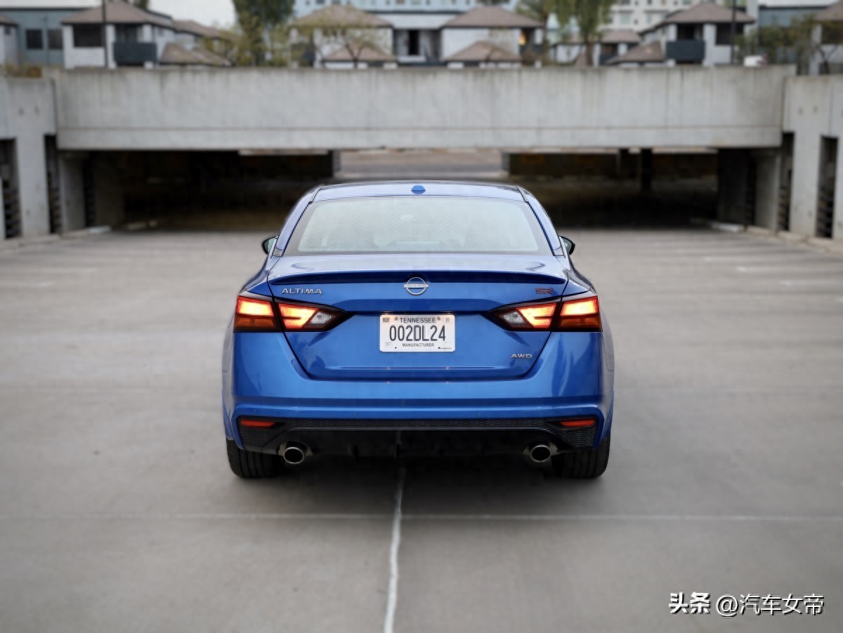 2025 年日產(chǎn) Altima 評測:仍能與凱美瑞和雅閣競爭嗎?