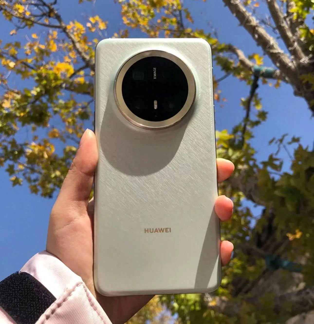 華為 Mate70跌破5219元:麒麟9010+鴻蒙,真香還是妥協?