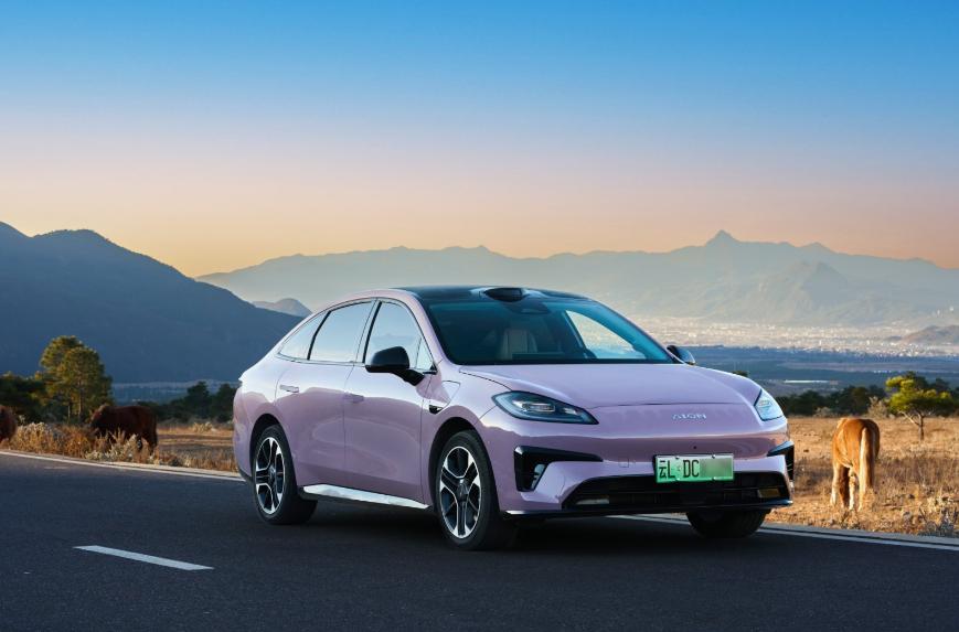 續(xù)航焦慮終結(jié)者來襲!埃安RT650智享版:12.88萬買650km!