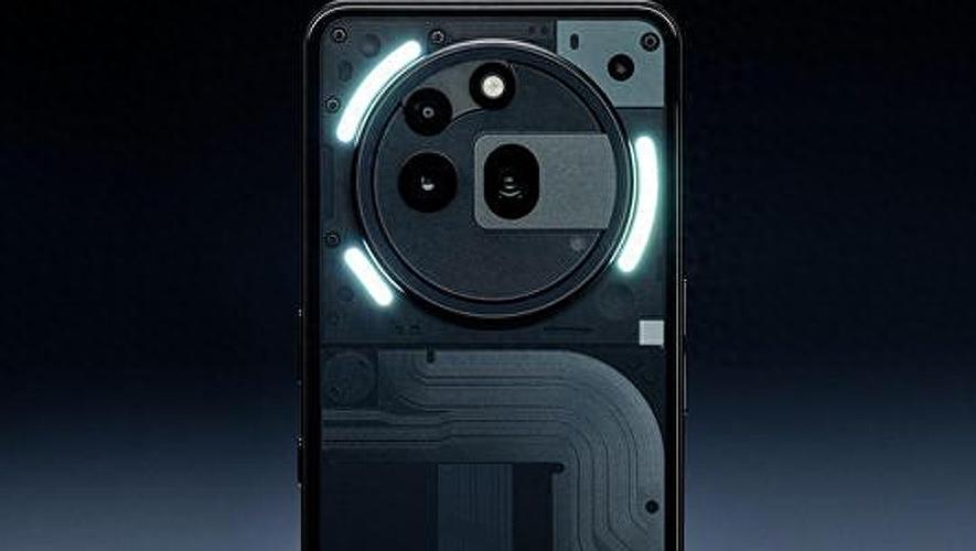MWC 2025炸裂開場!魅族真我巔峰對決,新機技術顛覆想象!