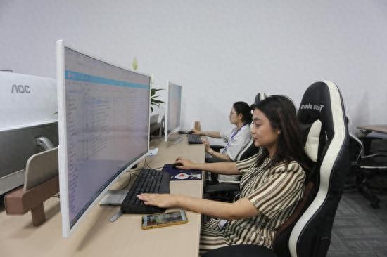 新疆洛浦縣整合資源 推動電商快速發展