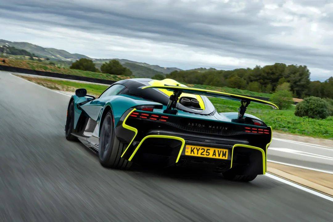 破產7回,007座駕逃不出經營魔咒?