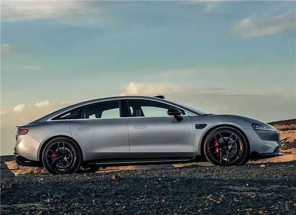 因中創新航產能不足 智界低配部分車型臨時換用寧德電芯